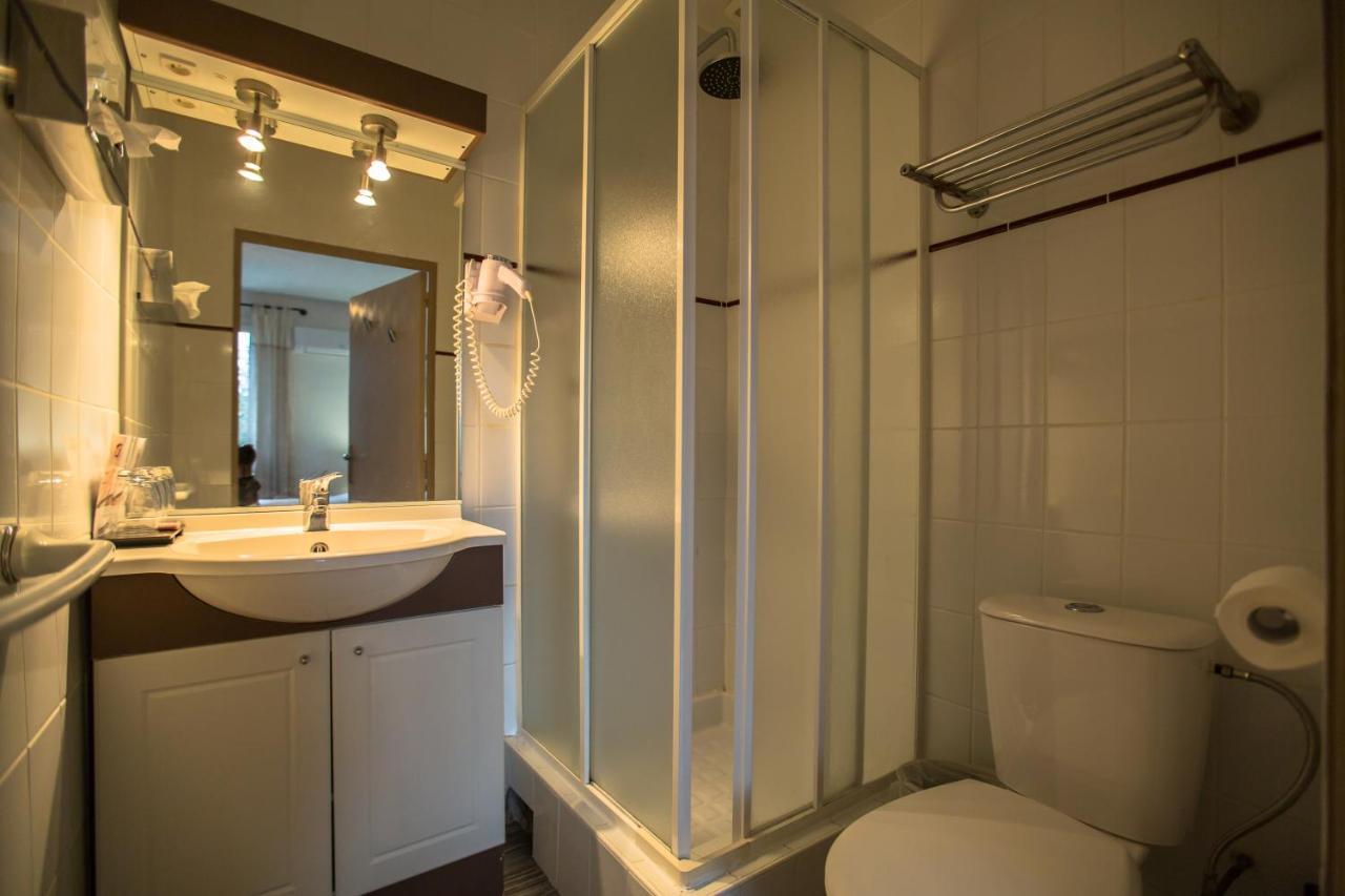 Le Plan B - Hotel 3 Etoiles - Restaurant รูองส์ ภายนอก รูปภาพ