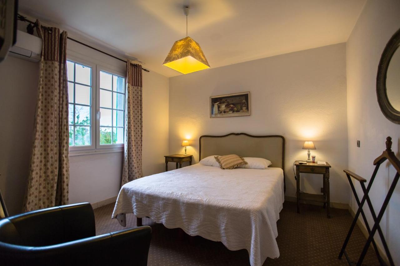 Le Plan B - Hotel 3 Etoiles - Restaurant รูองส์ ภายนอก รูปภาพ